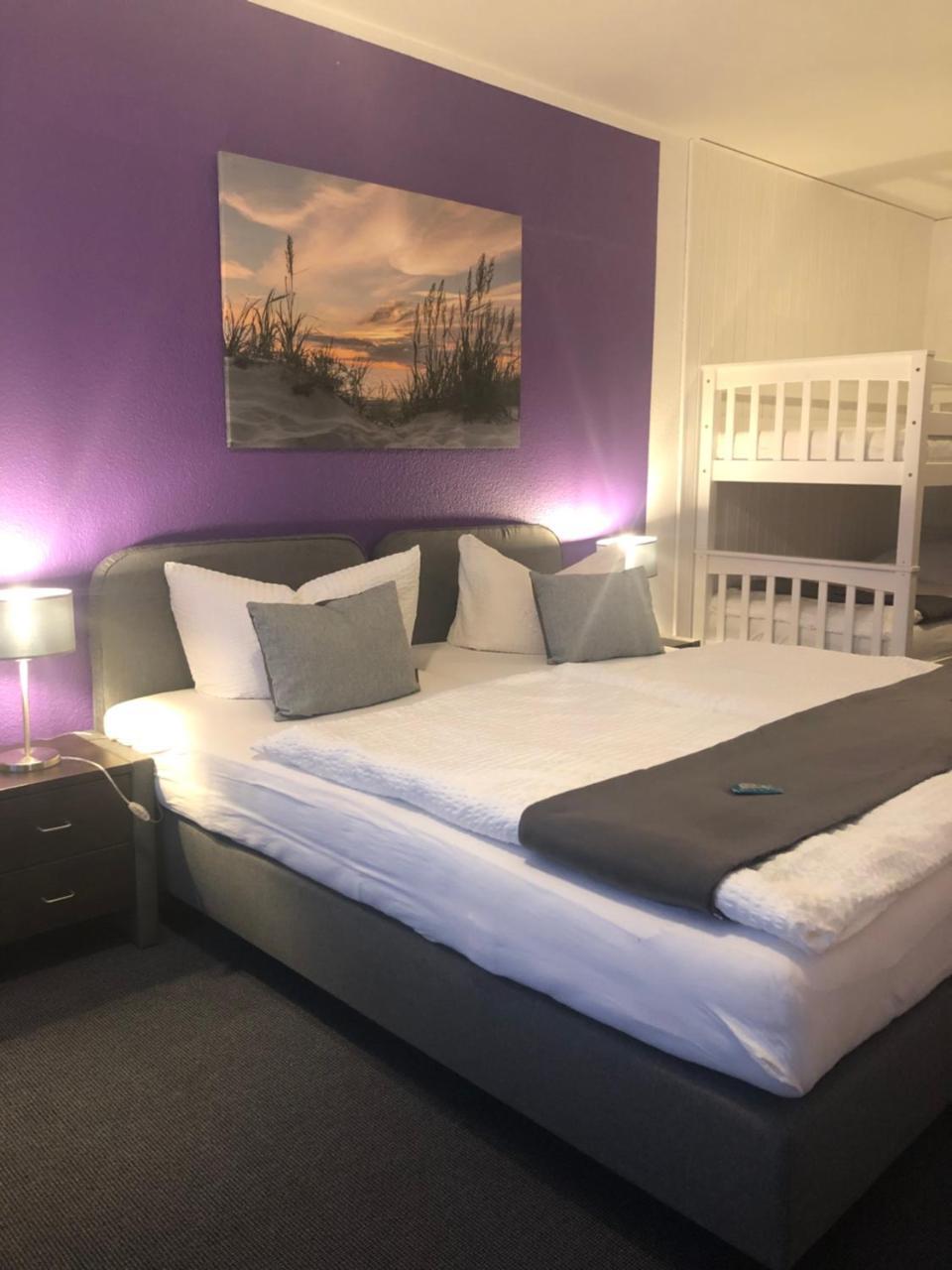 City-Hotel-Волгаст Екстериор снимка